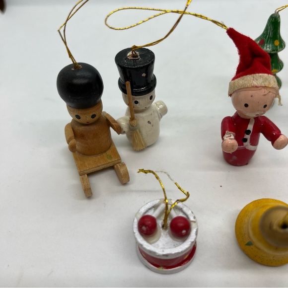 Vintage Wooden Mini Christmas Tree Ornaments Lot of 10 Painted Ornaments - Picture 2 of 7